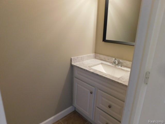 48576 Sugarbush Road, Unit 59 New Baltimore, MI 48047 - Photo 8 of 11