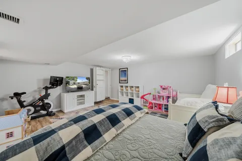 $825,000 | 860 Trails End Drive, Fontana, WI 53125