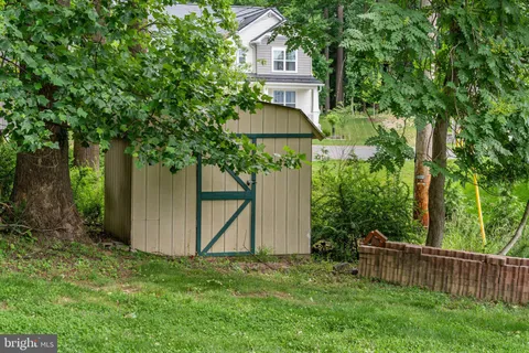 $495,000 | 7902 Nottingham Way, Ellicott City, MD 21043