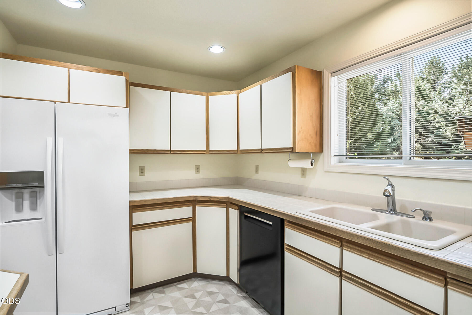 64507 McGrath Road Bend, OR 97701 - Photo 15 of 56