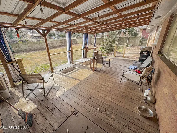 $245,000 | 4 Oakhurst Drive, Natchez, MS 39120