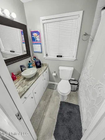 $245,000 | 4 Oakhurst Drive, Natchez, MS 39120