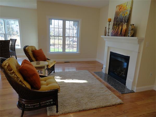 77 Hudson Road Stow, MA 01775 - Photo 4 of 19