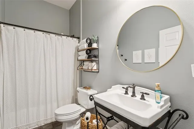 $560,000 | 142 Acadian Lane, Mandeville, LA 70471