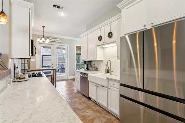 $560,000 | 142 Acadian Lane, Mandeville, LA 70471