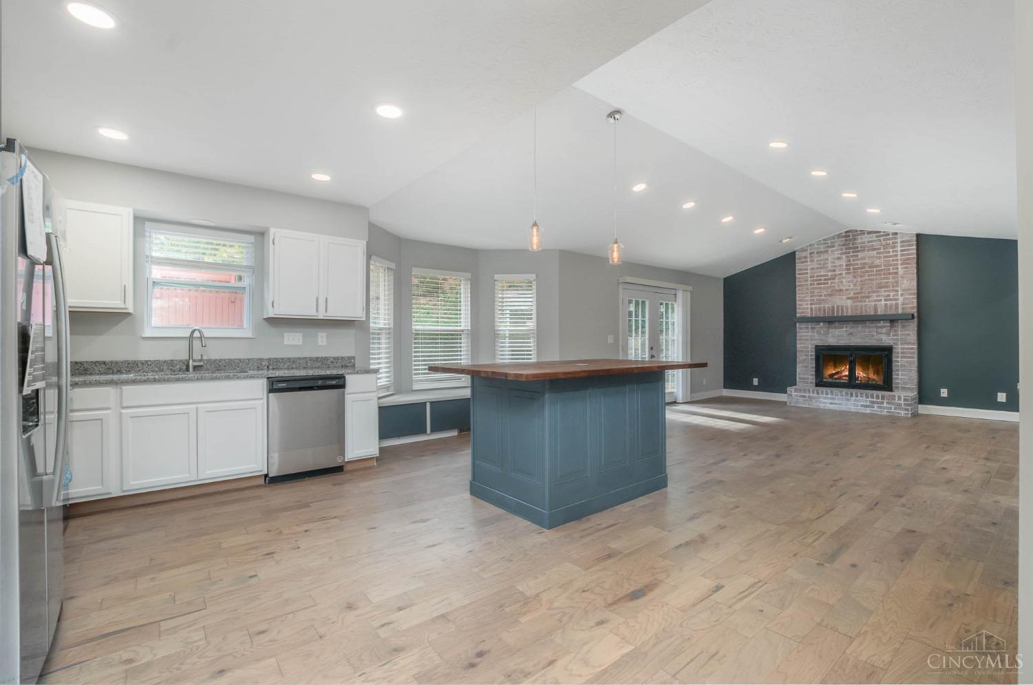 5569 Rapid Run Road Cincinnati, OH 45238 - Photo 9 of 34
