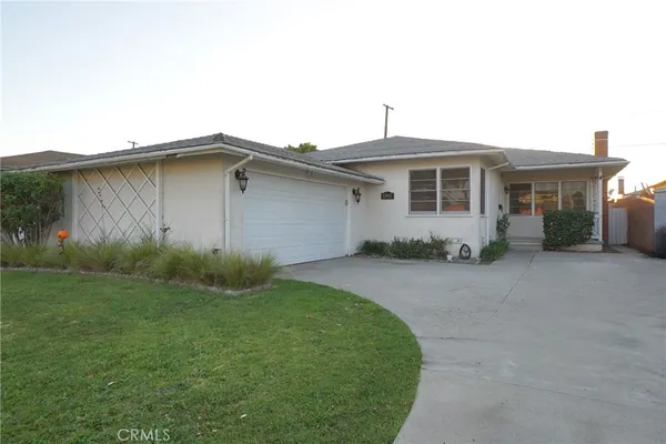 $4,000 | 13917 Wilkie Avenue, Gardena, CA 90249