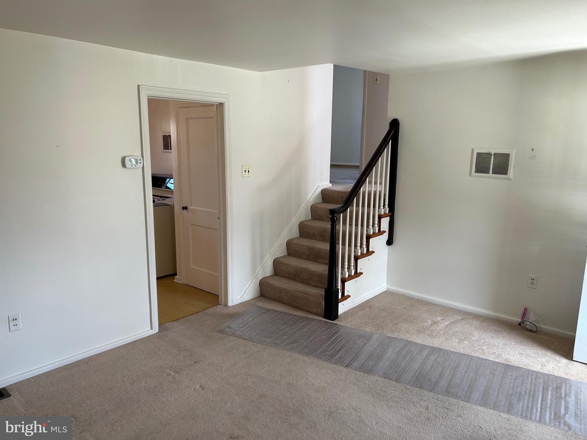 765 Noonan Road York, PA 17404 - Photo 7 of 22 Gallery Image 7