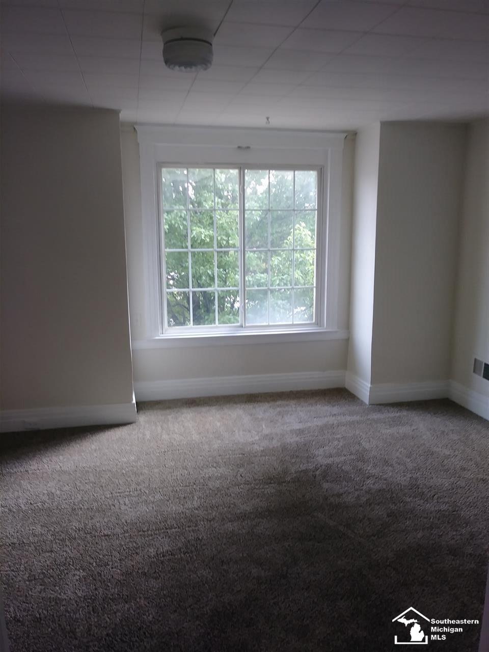 12 Linden Street River Rouge, MI 48218 - Photo 13 of 16 31348848-12.JPG