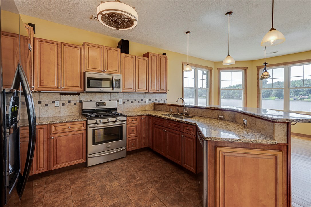 450 Johnson Avenue Anderson, SC 29621 - Photo 16 of 49