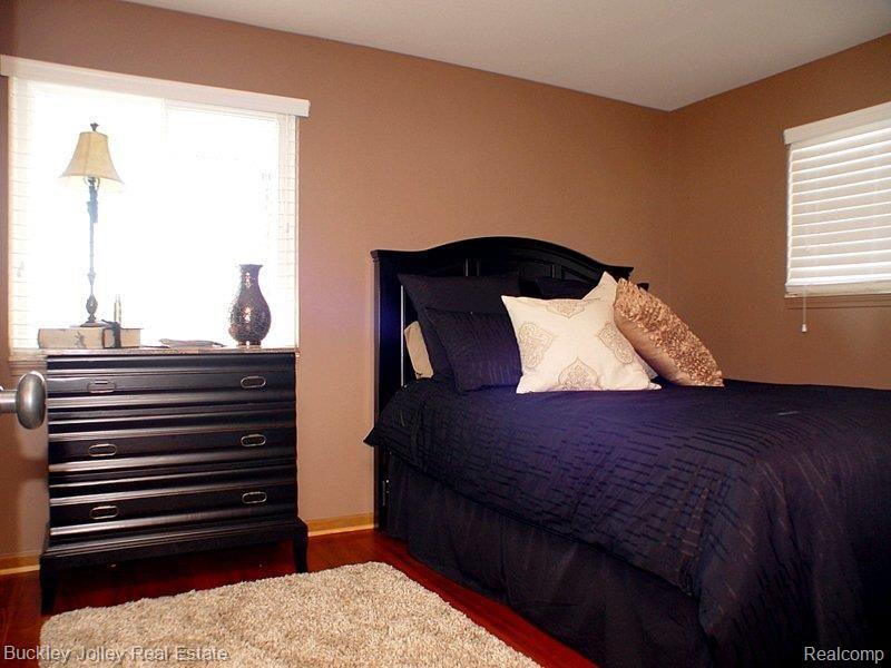 3710 Noble Brighton, MI 48116 - Photo 9 of 23 Master Bedroom.jpg