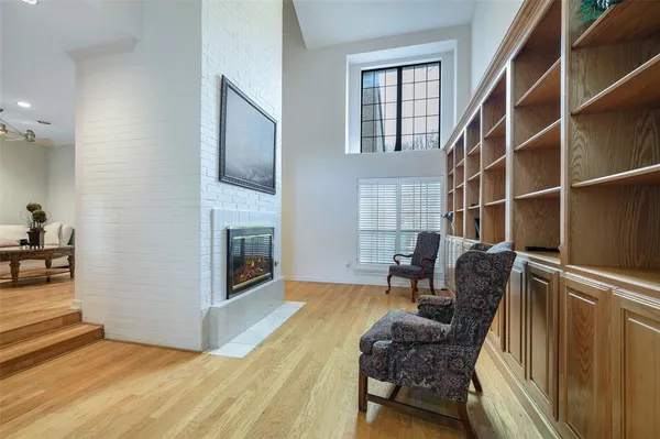 $2,980 | 5136 Westgrove Drive, Unit 5136, Dallas, TX 75248