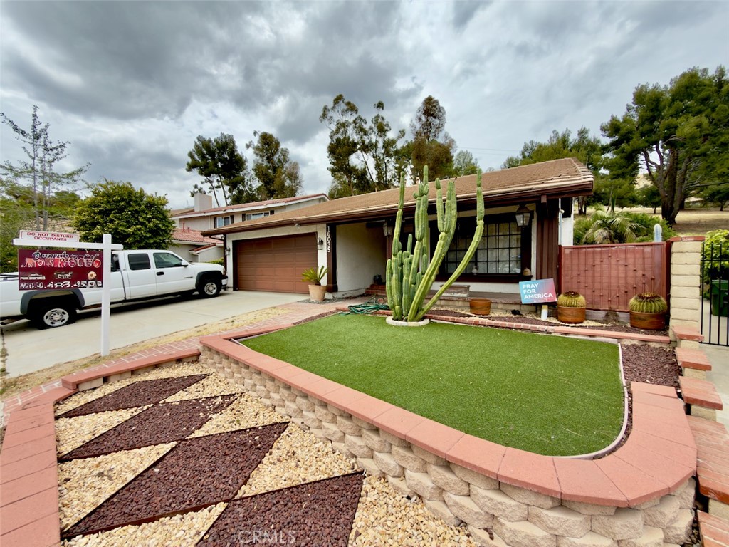 16035 Circle Diamond Road Sylmar, CA 91342 - Photo 4 of 44