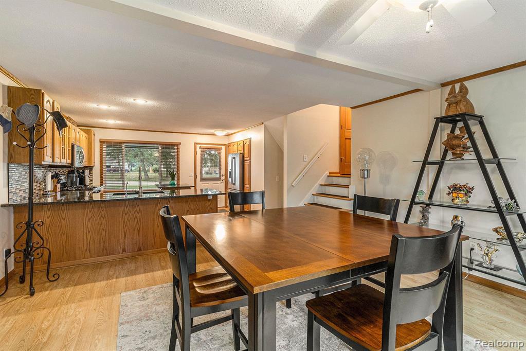 2438 Grove Park Road Fenton, MI 48430 - Photo 8 of 46