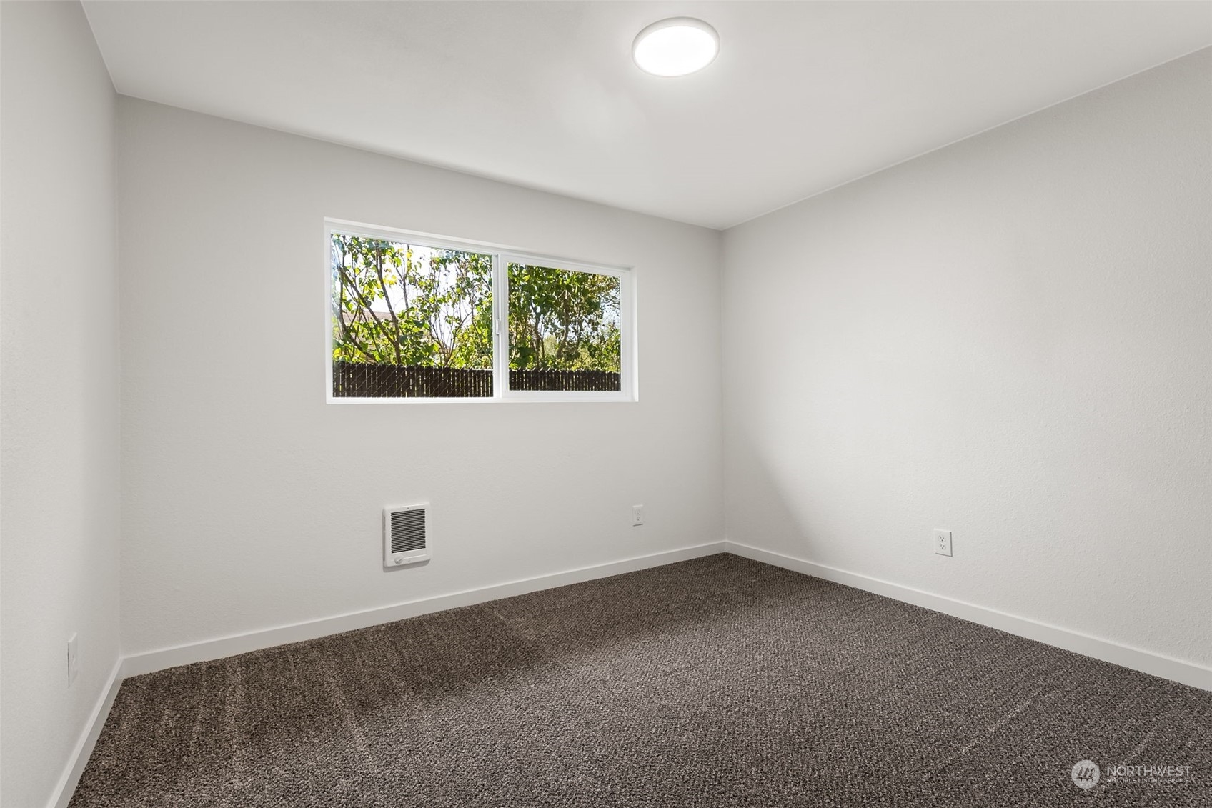 1807 Harding Road Aberdeen, WA 98520 - Photo 11 of 16 Gallery Image 11