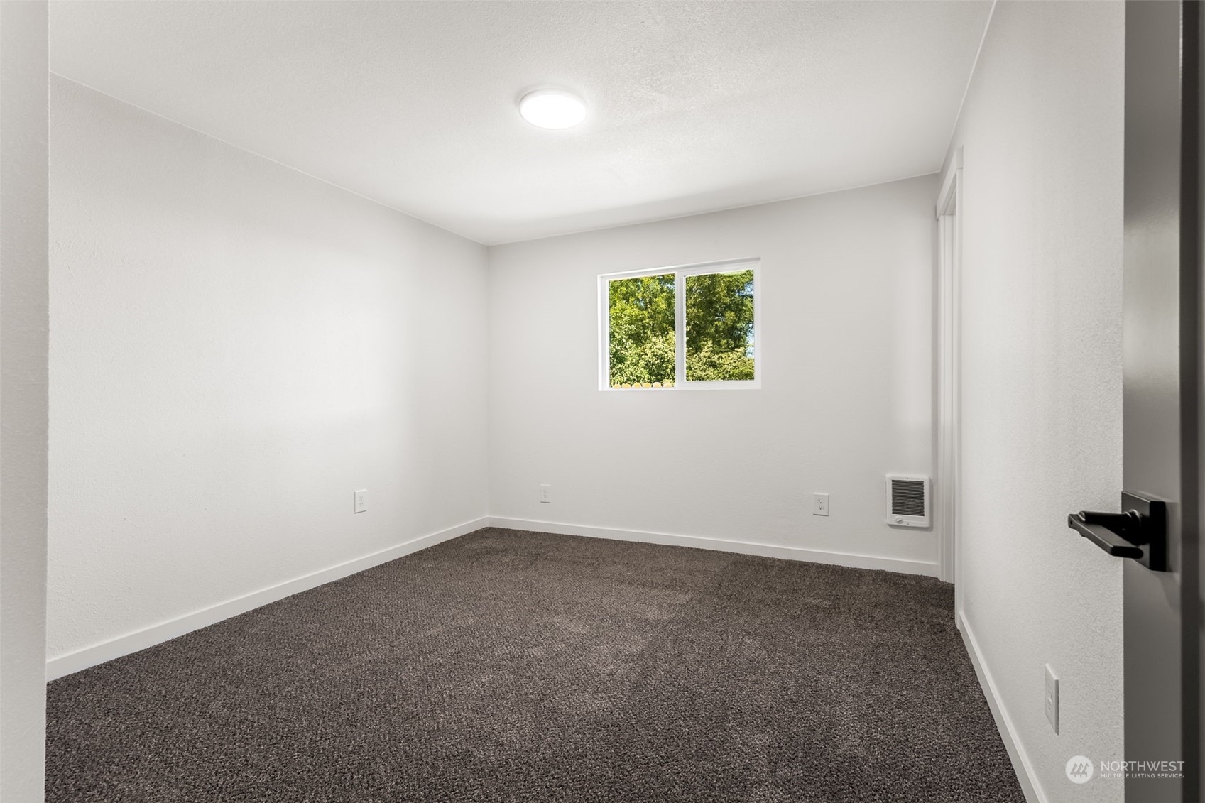 1807 Harding Road Aberdeen, WA 98520 - Photo 13 of 16 Gallery Image 13