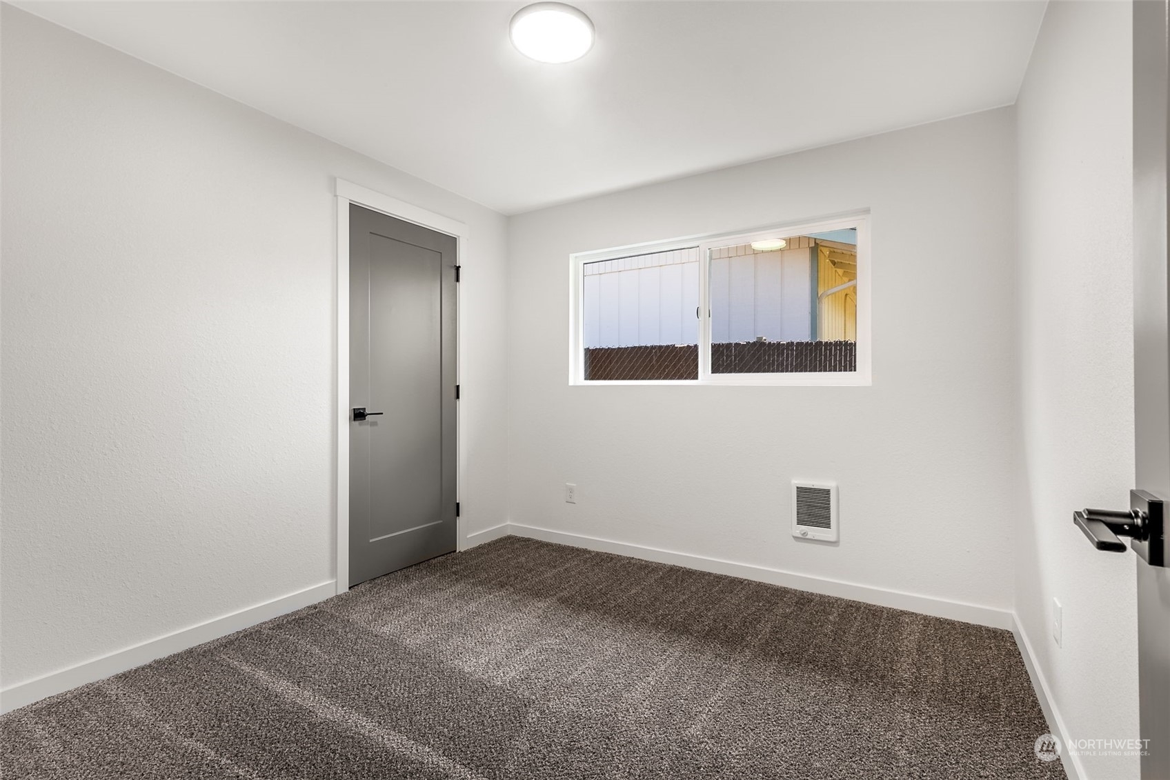 1807 Harding Road Aberdeen, WA 98520 - Photo 10 of 16 Gallery Image 10