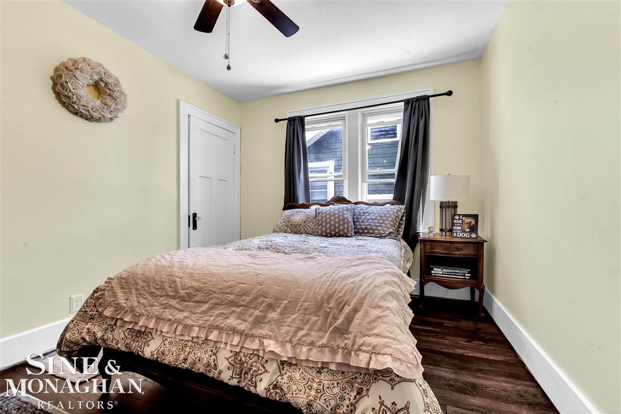 1164 Wayburn Street Grosse Pointe Park, MI 48230 - Photo 18 of 33