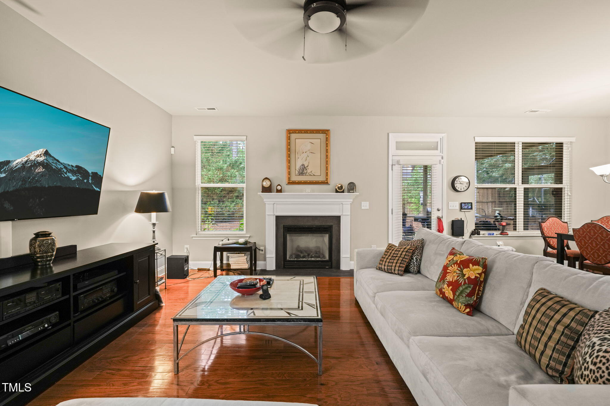 320 Trout Valley Road Wake Forest, NC 27587 - Photo 8 of 47 Living room (2)