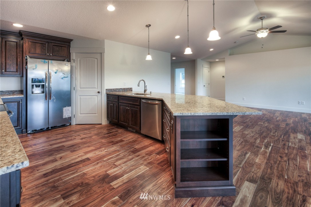 440 Englert Road Woodland, WA 98674 - Photo 6 of 24 Gallery Image 6