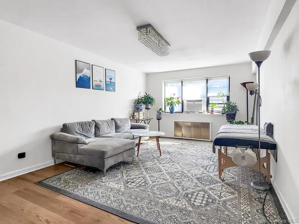 $415,000 | 29-10 137th Street, Unit 2A | Flushing