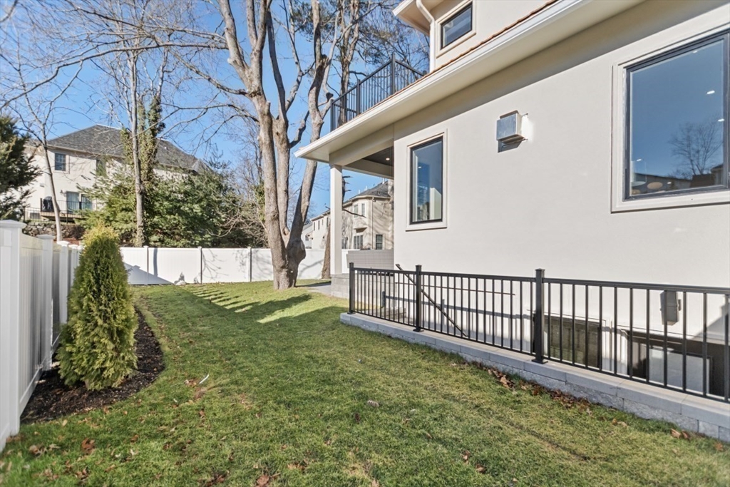 7 Jane Road Newton, MA 02459 - Photo 40 of 42 Gallery Image 40