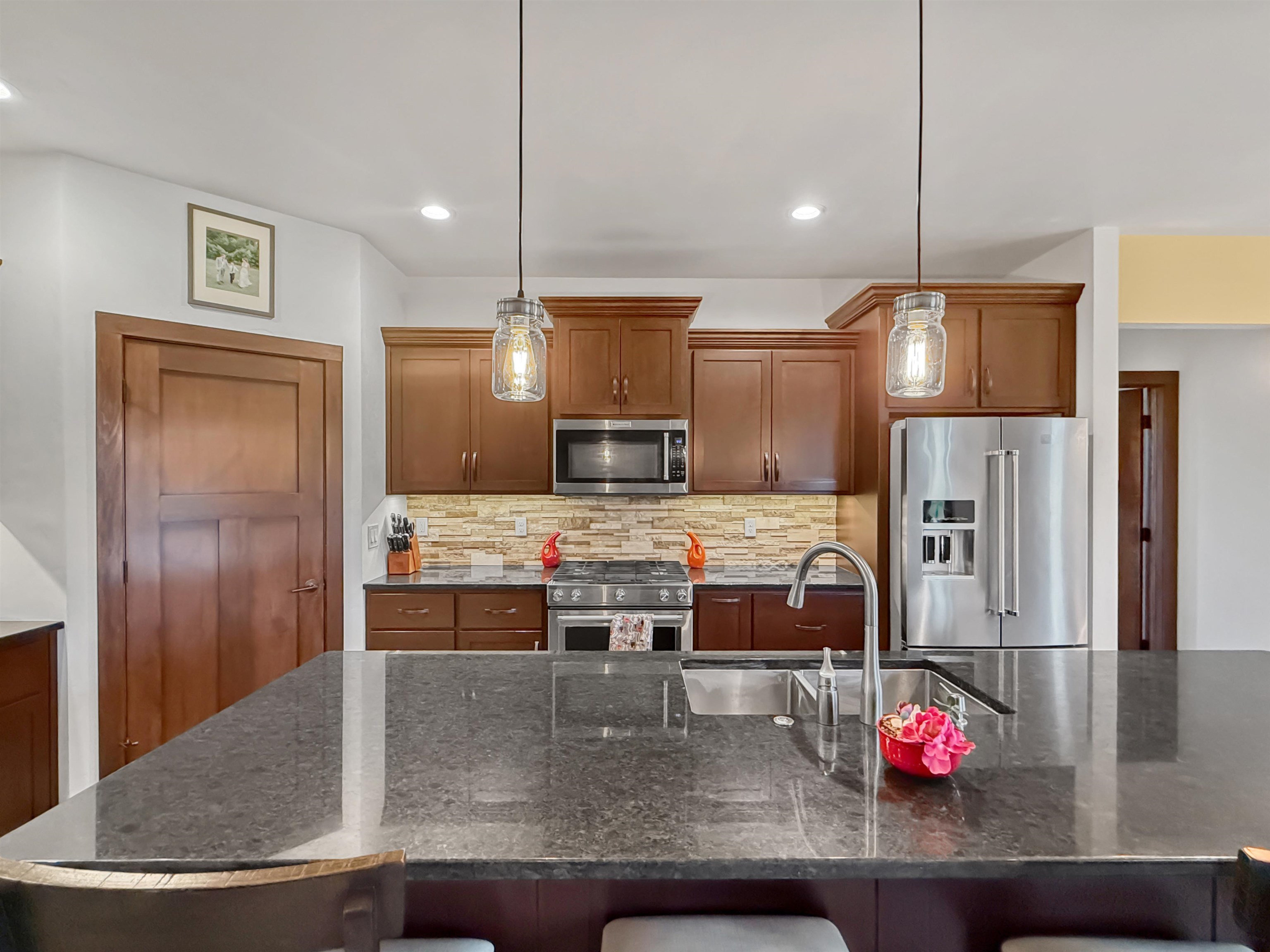 E9353 Gordon Road Fremont, WI 54940 - Photo 10 of 43 Gallery Image 10