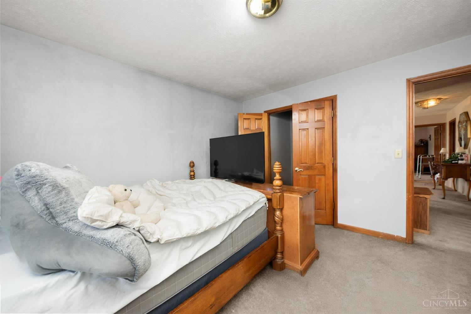 6361 Sharps Ridge Court Hamilton, OH 45011 - Photo 19 of 32 Bedroom 4