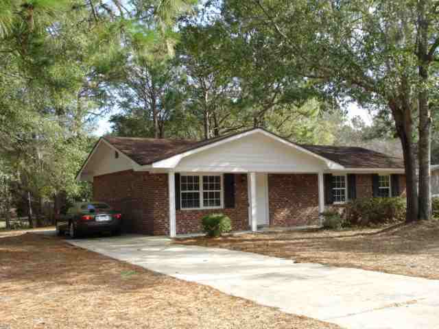 42 Middle Road Beaufort, SC 29907 - Photo 1 of 6 Primary Photo