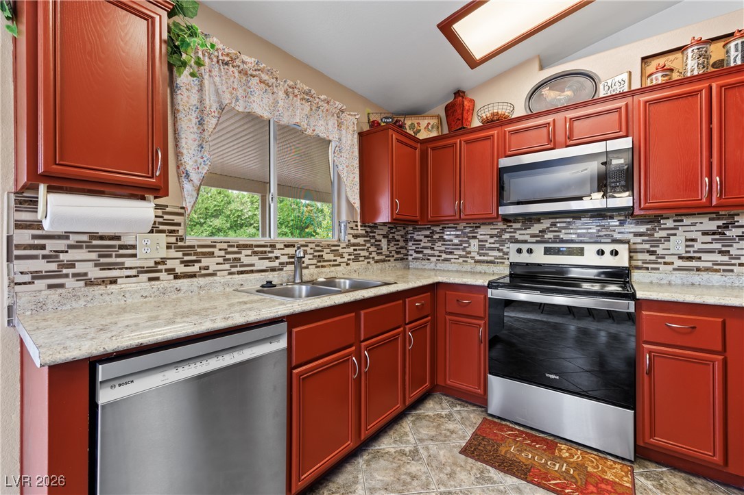 121 Hermosa Way Mesquite, NV 89027 - Photo 11 of 38