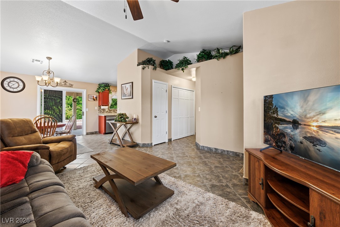 121 Hermosa Way Mesquite, NV 89027 - Photo 6 of 38