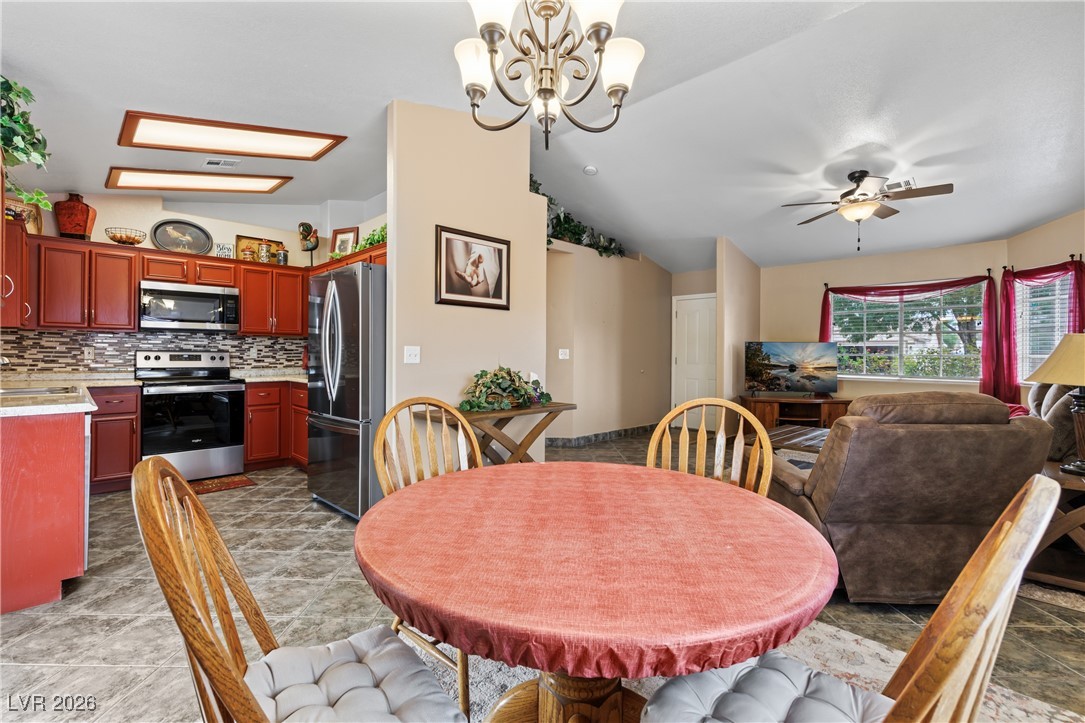 121 Hermosa Way Mesquite, NV 89027 - Photo 9 of 38