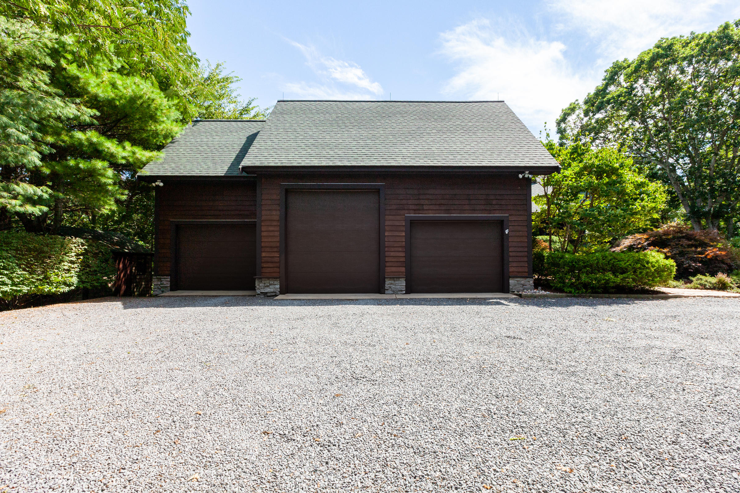 155 Griffiths Pond Road Brewster, MA 02631 - Photo 10 of 54 155GriffithsPondRd-07-w