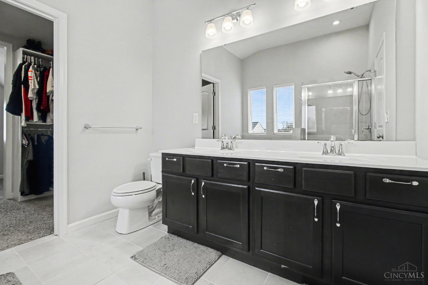 4677 Hampton Pointe Drive Cincinnati, OH 45248 - Photo 18 of 28