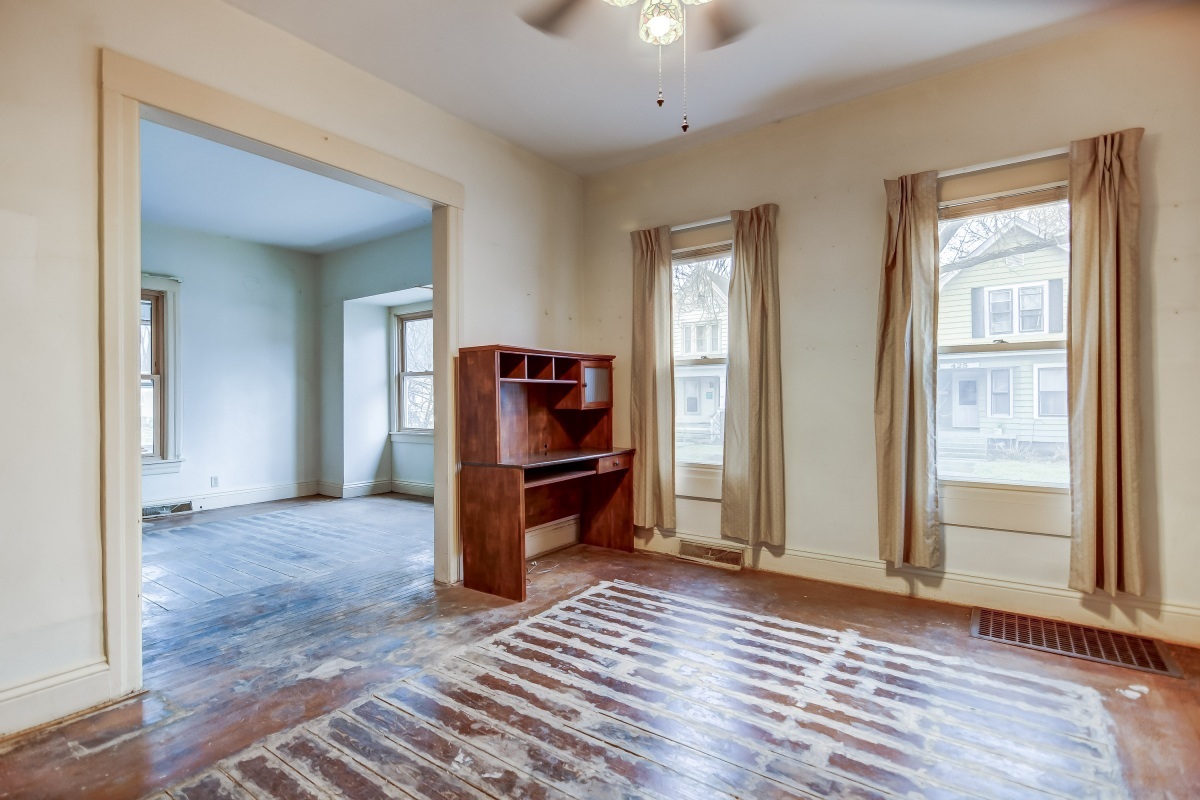 1245 West Governor Street Springfield, IL 62704 - Photo 16 of 34 Gallery Image 16