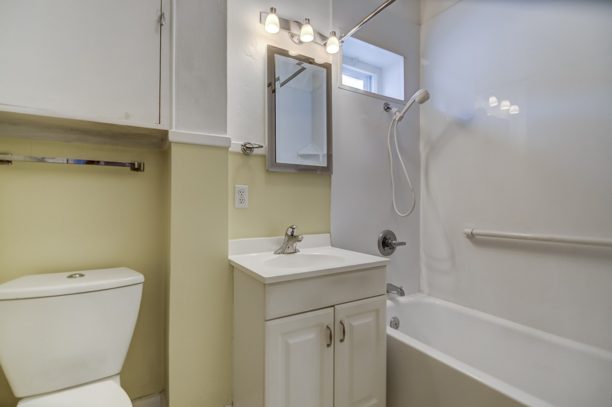 1245 West Governor Street Springfield, IL 62704 - Photo 29 of 34 Gallery Image 29