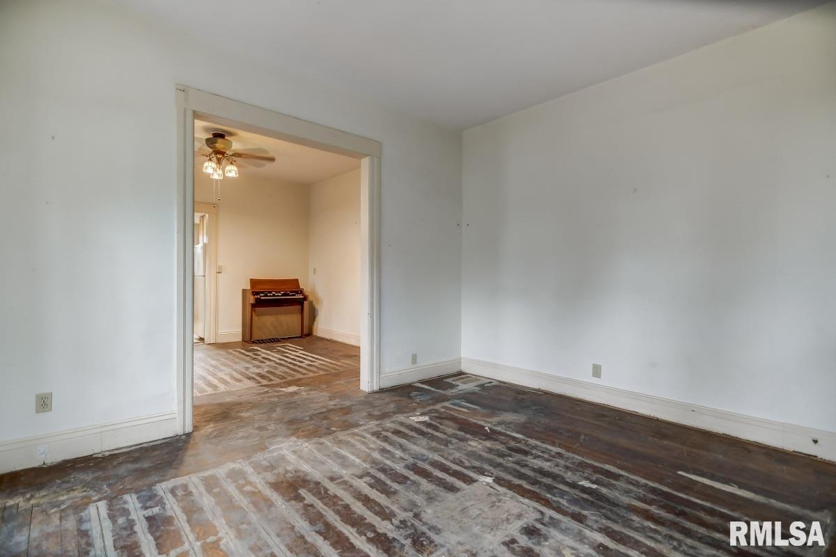1245 West Governor Street Springfield, IL 62704 - Photo 6 of 34 Gallery Image 6