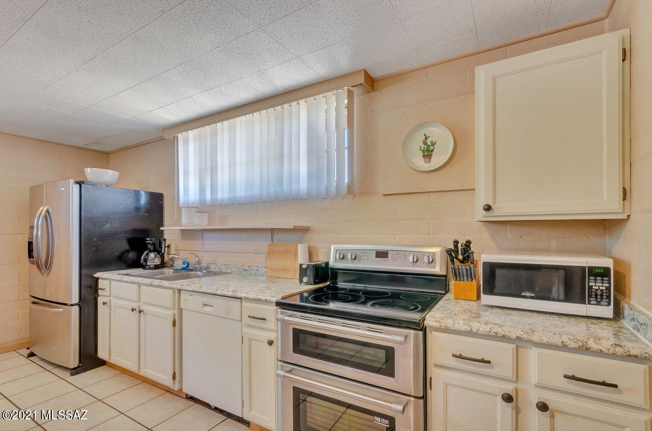 2115 East Fort Lowell Road Tucson, AZ 85719 - Photo 40 of 49