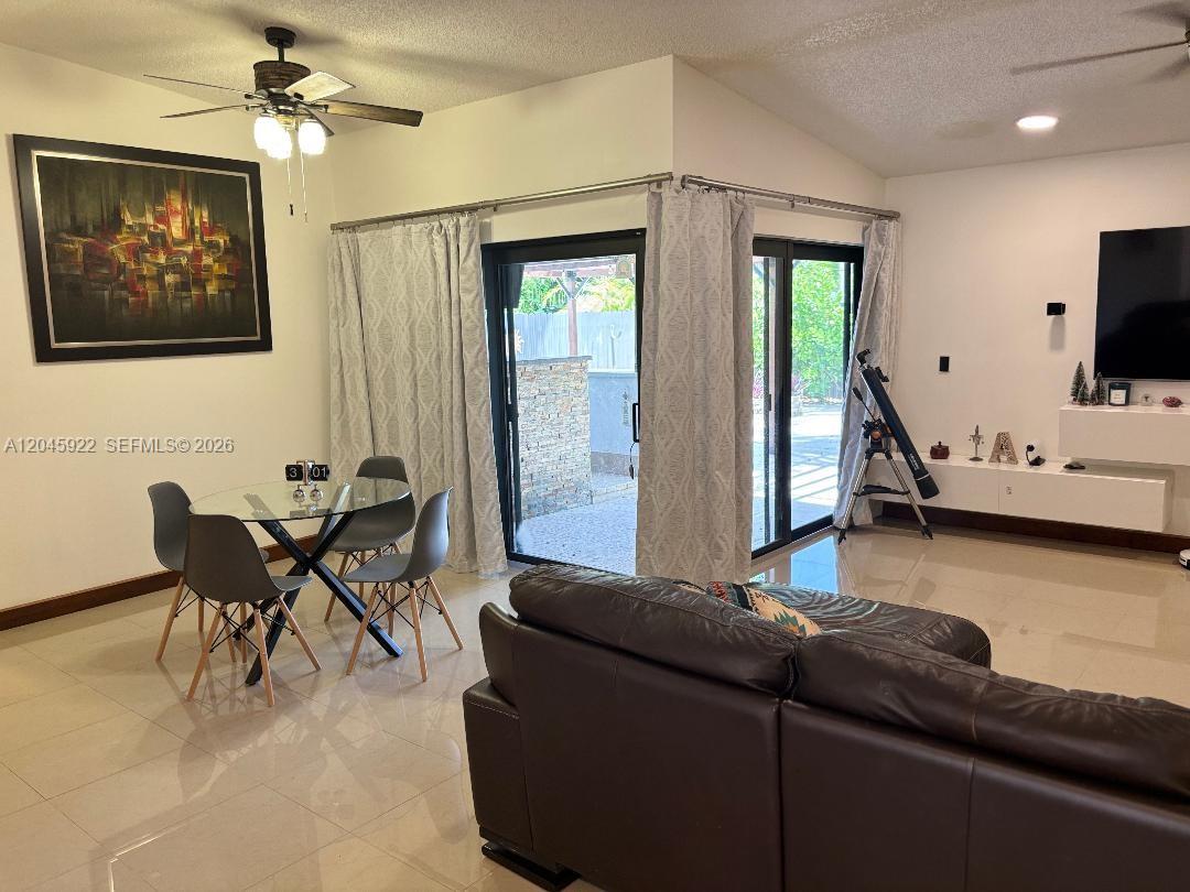 13650 Southwest 283rd Terrace Homestead, FL 33033 - Photo 17 of 44