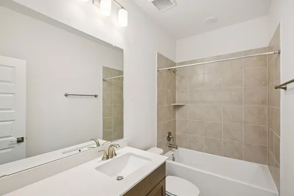 $380,550 | 19807 Emerald Bnd Way, Atascocita, TX 77346