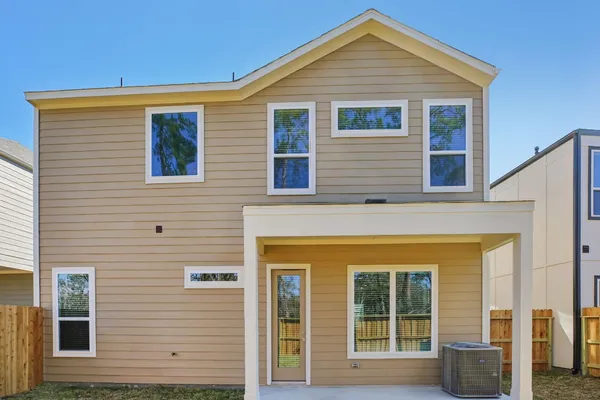$380,550 | 19807 Emerald Bnd Way, Atascocita, TX 77346