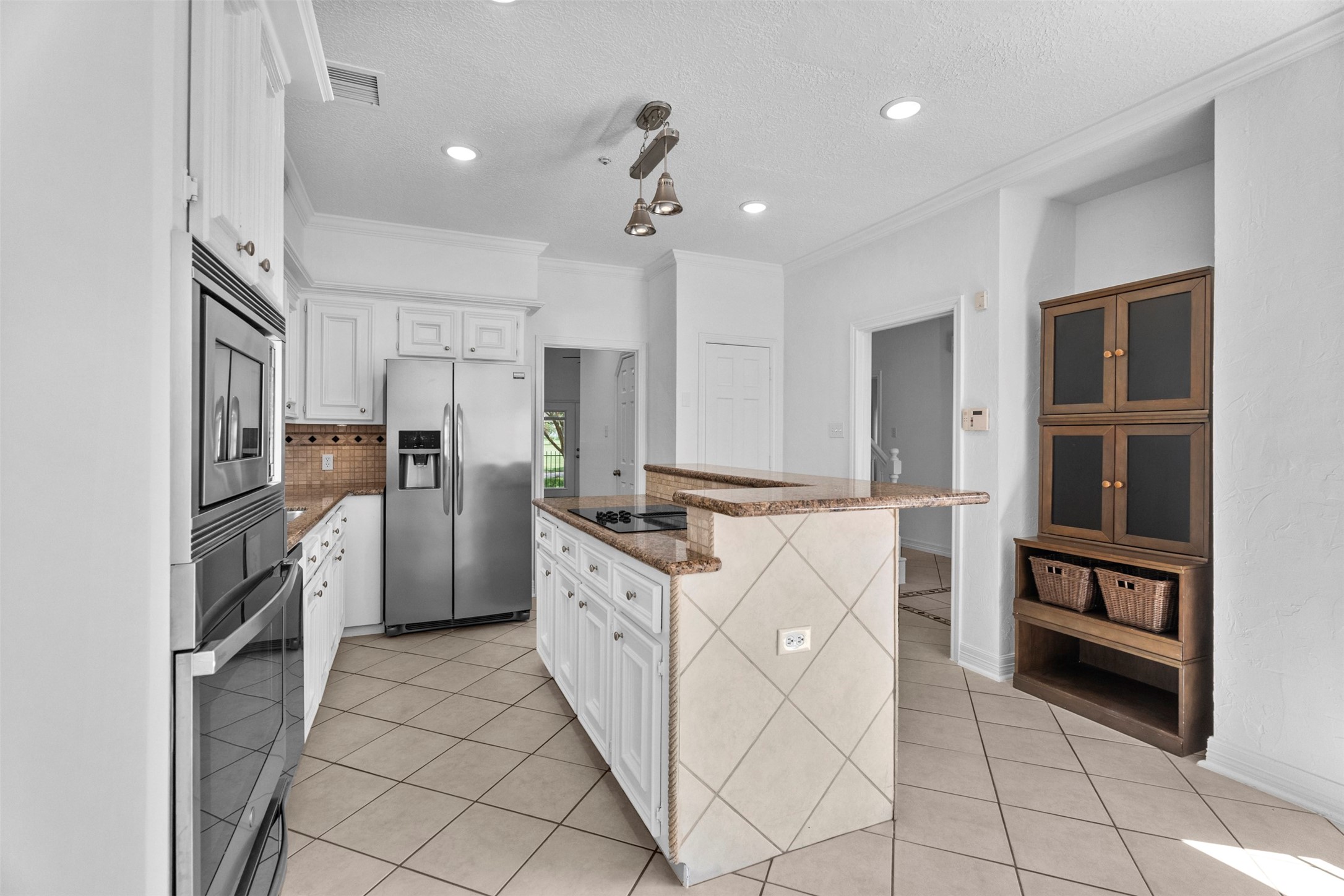 7635 Ameswood Road Houston, TX 77095 - Photo 13 of 39