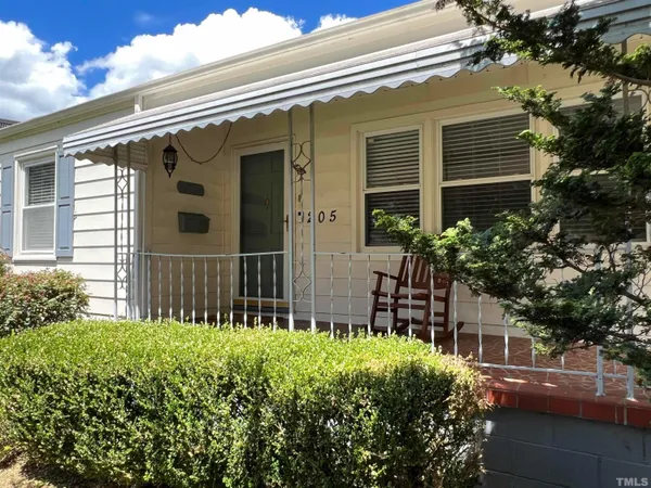 $2,000 | 205 Plainview Avenue, Raleigh, NC 27604