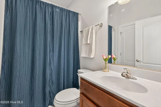 $575,000 | 105 Moorland Way, Moyock, NC 27958