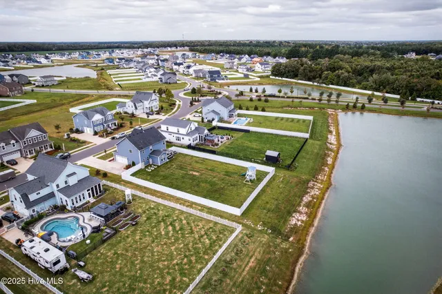 $575,000 | 105 Moorland Way, Moyock, NC 27958