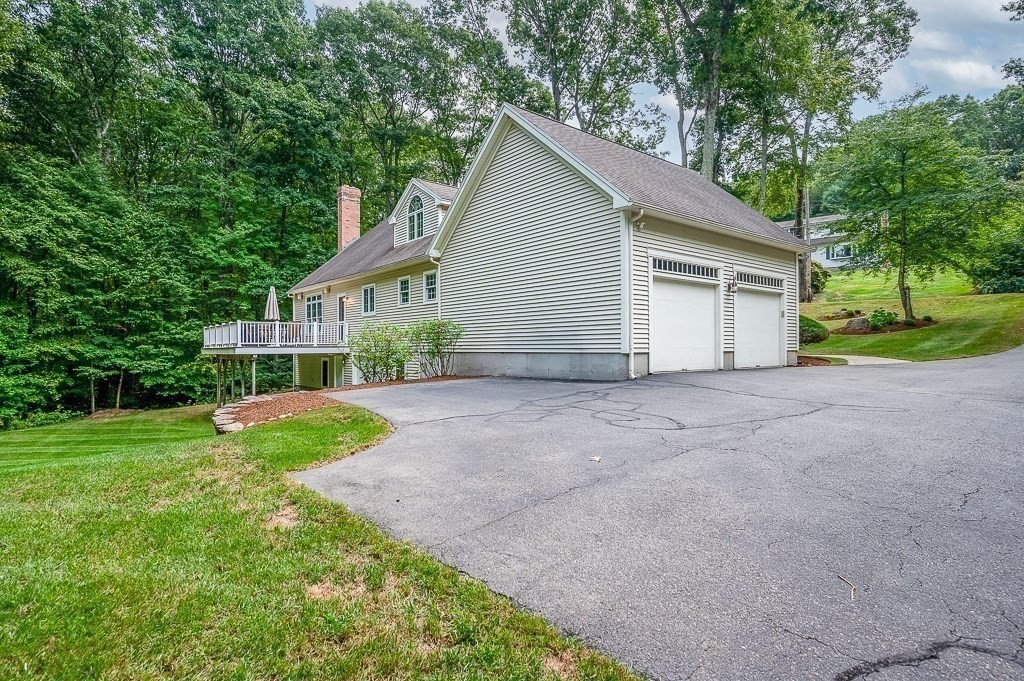 91 Hartness Road Sutton, MA 01590 - Photo 31 of 42 Gallery Image 31
