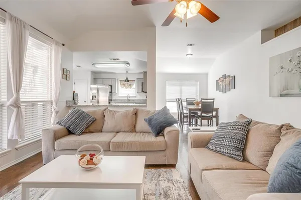 $3,500 | 1008 Vaden Avenue, Burleson, TX 76028