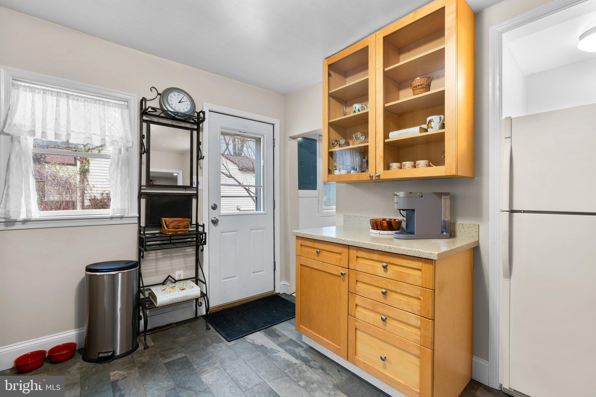 8173 Lea Road Pasadena, MD 21122 - Photo 8 of 26 Gallery Image 8