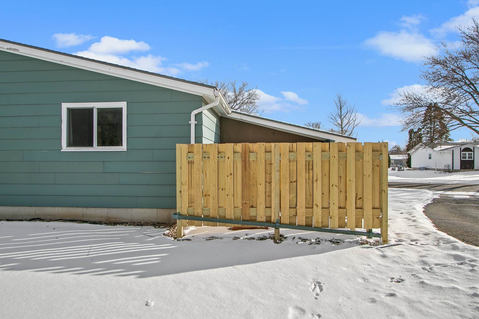 727 11th Street Baraboo, WI 53913 - Photo 37 of 50