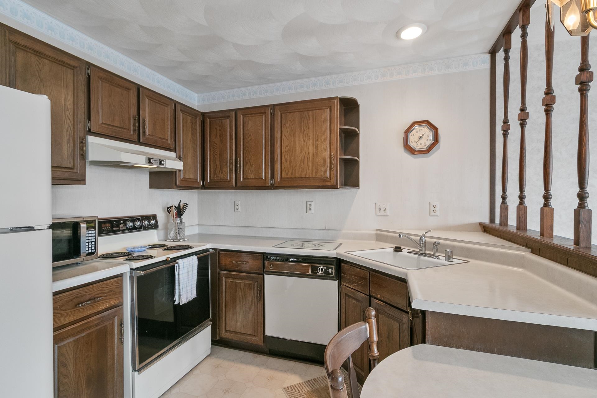 727 11th Street Baraboo, WI 53913 - Photo 10 of 50